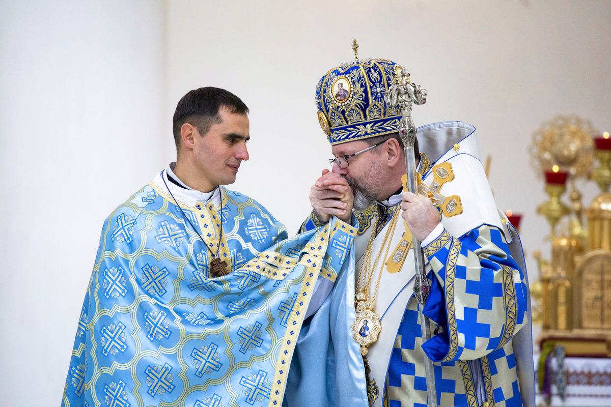 “Allow me to kiss your hand” — the Head of the UGCC to a priest from occupied Melitopol