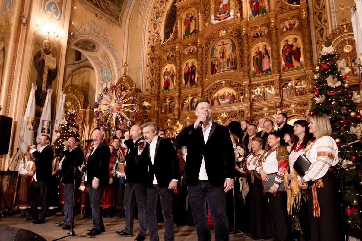 В Івано-Франківську відбувся гала-концерт XV Міжнародного фестивалю «Коляди на Майзлях»