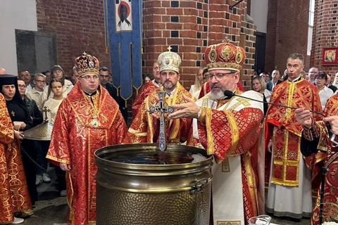 «Немає польського, українського чи грецького хреста. Є один — Господній», — Глава УГКЦ на Воздвиження у Вроцлаві