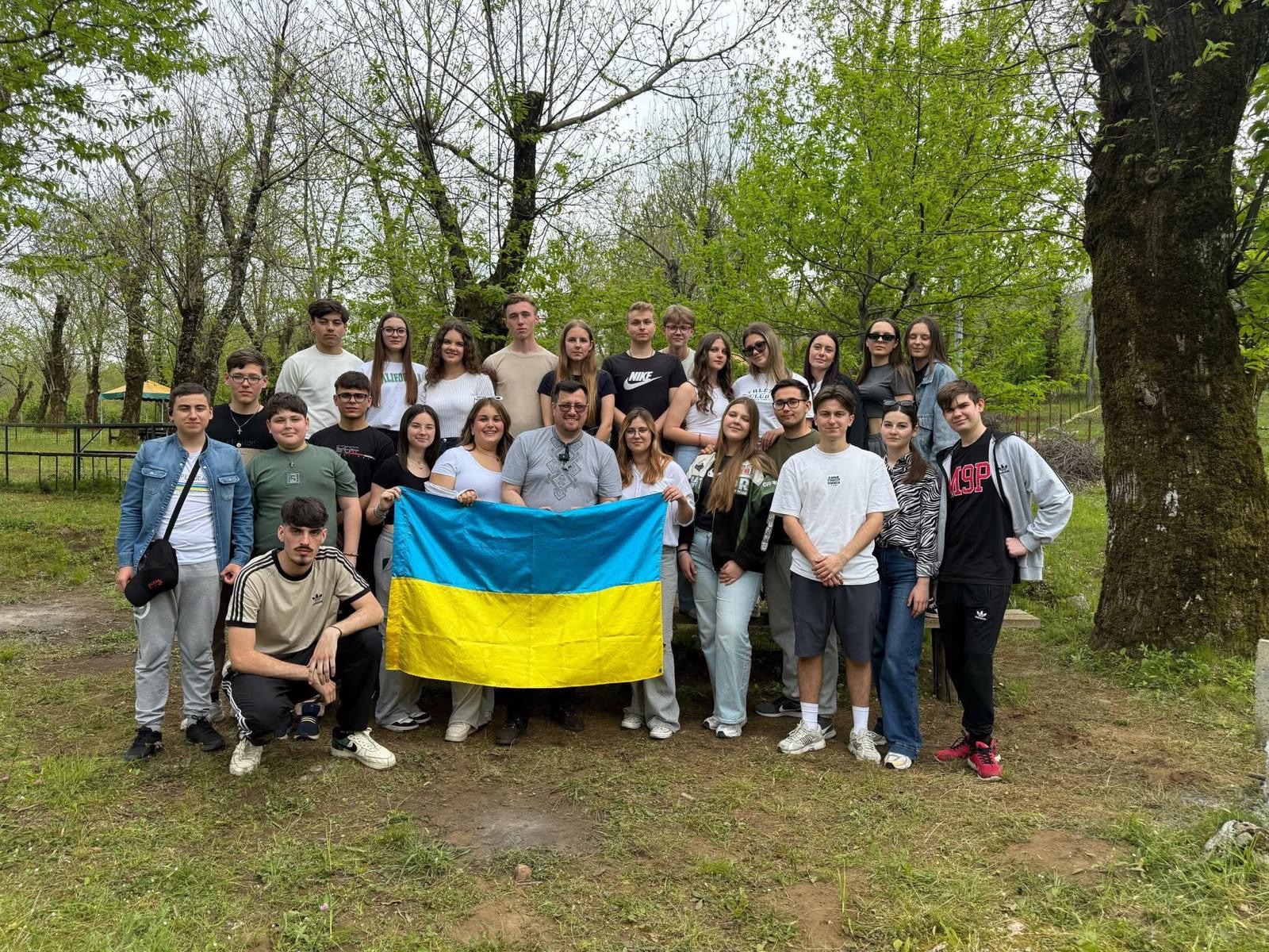 У Помпеях молодь зібрала 2000&nbsp;євро на&nbsp;підтримку ЗСУ та&nbsp;&laquo;Живого телебачення&raquo;