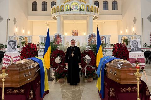 «Герої всіх поколінь черпали силу з тієї самої віри», — владика Ярослав Приріз на перепохованні Андрія Мельника в Києві