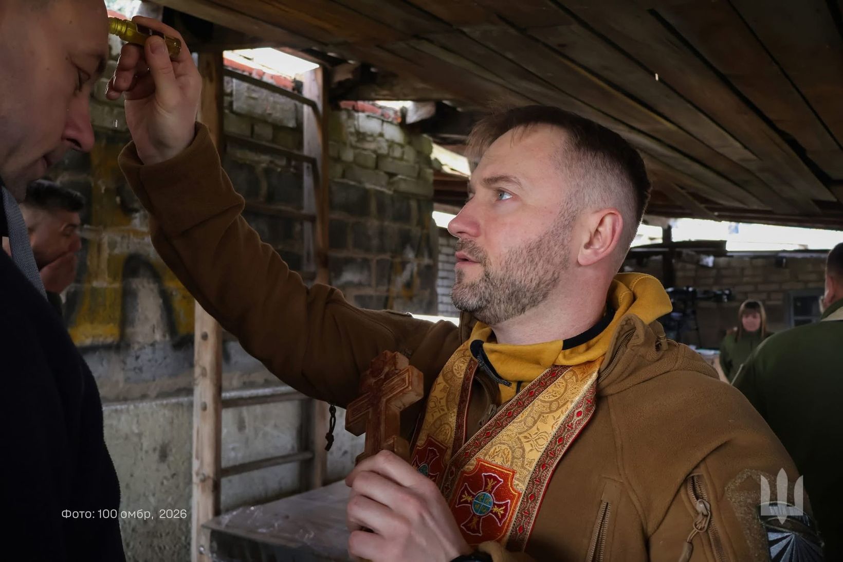 Великдень на&nbsp;передовій: владика Богдан Манишин відвідав українських захисників