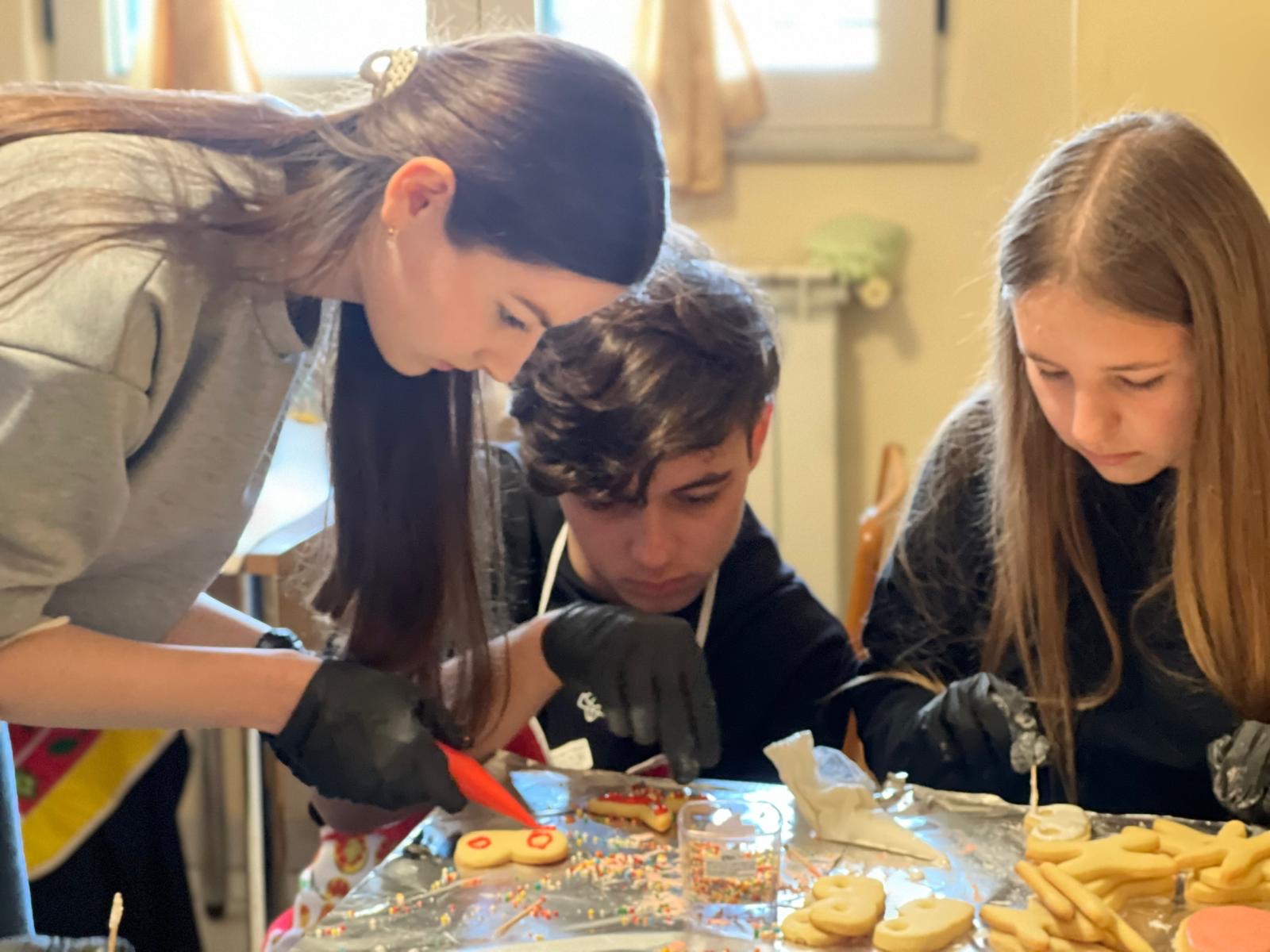 У Помпеях молодь зібрала 2000&nbsp;євро на&nbsp;підтримку ЗСУ та&nbsp;&laquo;Живого телебачення&raquo;