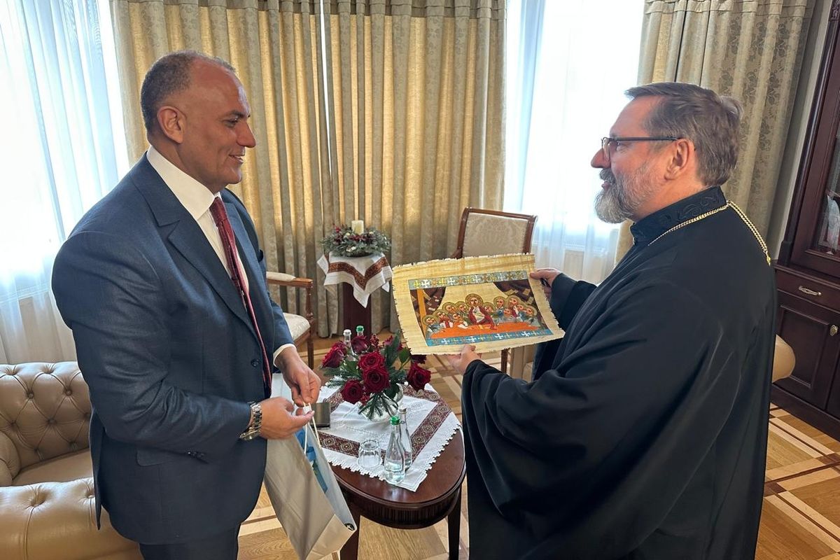 UGCC Head Meets with Egyptian Ambassador to Ukraine