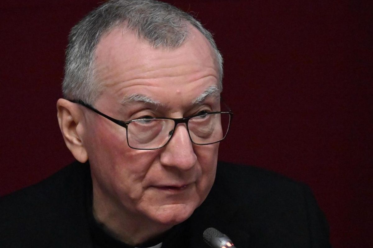 Cardinal Parolin: Protect the dignity of children in the age of AI