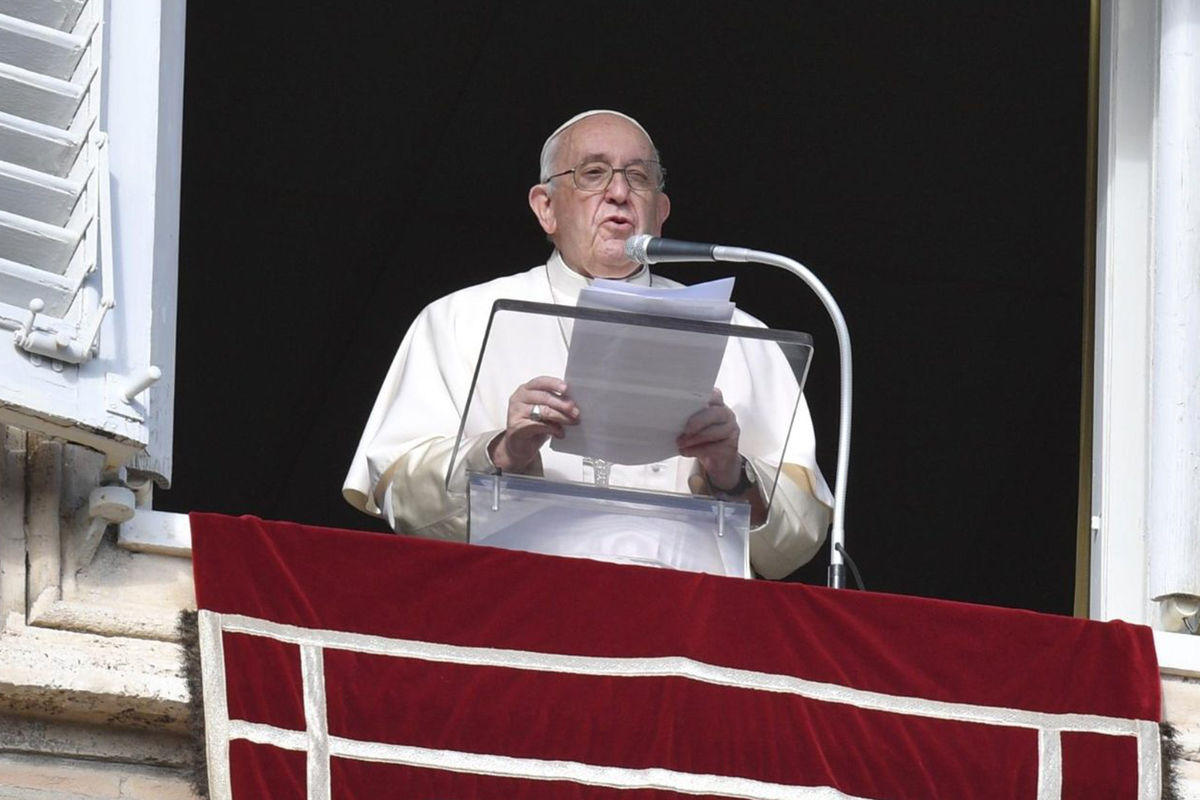 Папа Франциск: «Нехай Богородиця торкнеться серця тих, хто може cпинити війну в Україні»