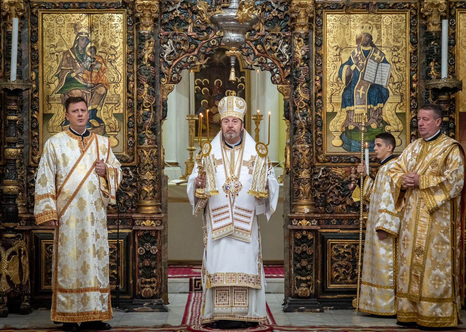 Владика Андрій Хім’як представив УГКЦ на інтронізації Глави Румунської Греко-Католицької Церкви Владика Андрій Хім’як представив УГКЦ на інтронізації Глави Румунської Греко-Католицької Церкви