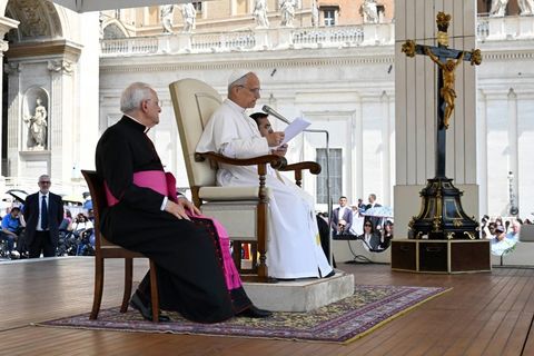 Pope Leo XIV after the tragedy in Kyiv: The Heart of the Church Is Torn by the Cries from Ukraine