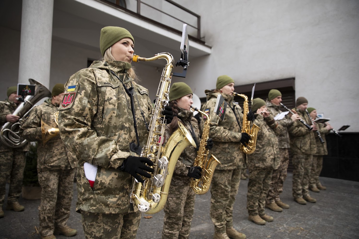 «Чудеса Різдва» біля Патріаршого собору: у Києві відкрили резиденцію Святого Миколая «Чудеса Різдва» біля Патріаршого собору: у Києві відкрили резиденцію Святого Миколая