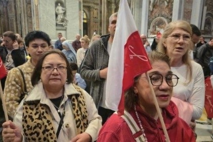 Глава УГКЦ молився за&nbsp;мир в&nbsp;Україні біля гробу святого Івана Павла ІІ&nbsp;у&nbsp;Ватикані