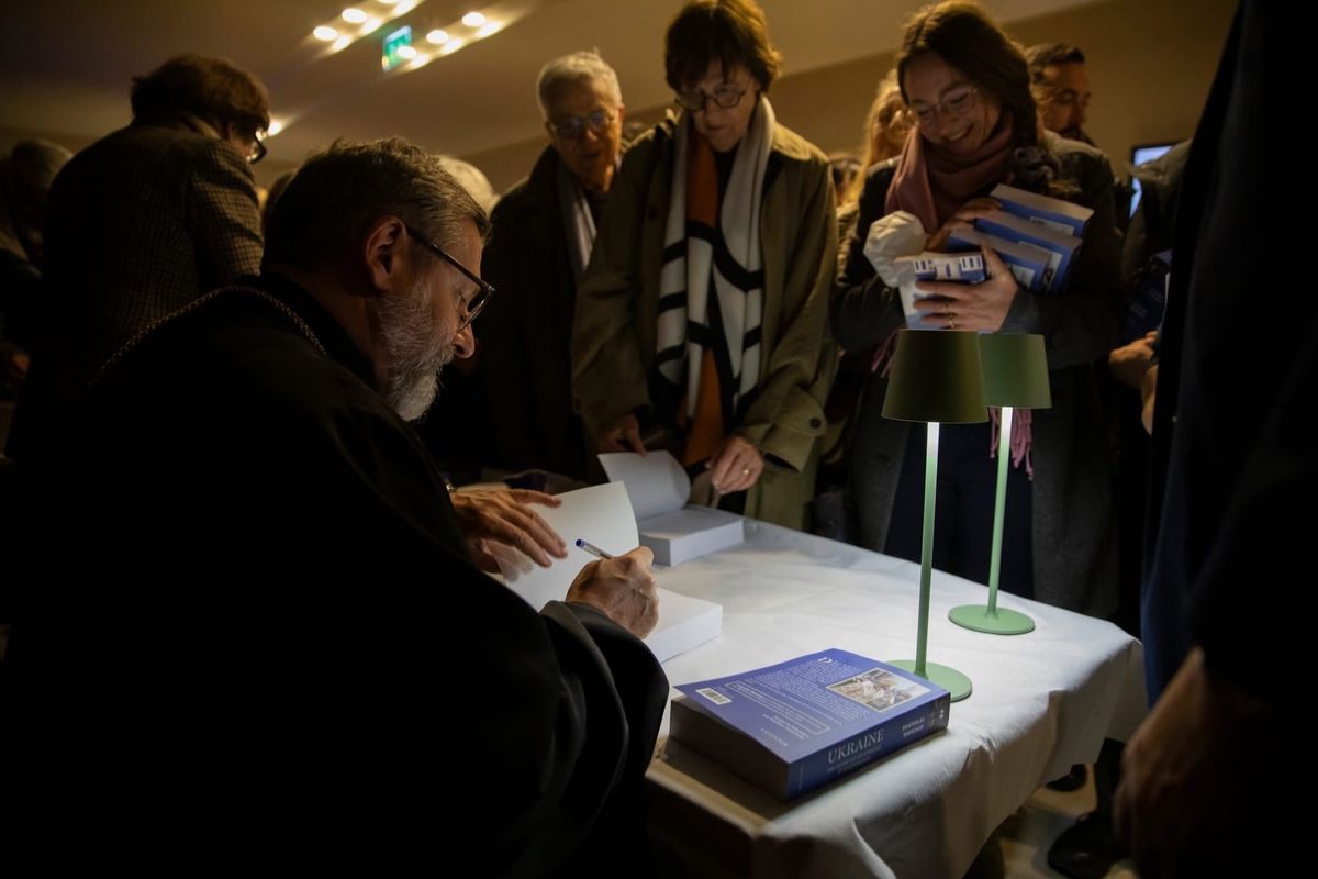 У Парижі презентували французьке видання щоденних звернень Блаженнішого Святослава 