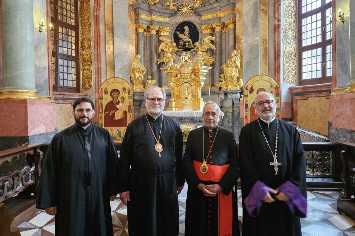 Вроцлавсько-Кошалінський єпарх зустрівся з Патріархом Вірменської Католицької Церкви