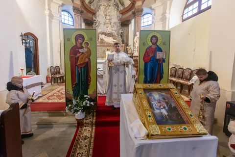 «Cлужити для людей, служити для Бога, допомогти людям чим можемо», — отець Ігор Марусин про служіння у Словаччині