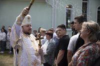 «Я повезу ваші прохання до серця Католицької Церкви», — владика Микола Бичок у Славутичі до родичів полонених