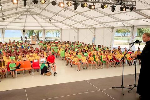 УГКЦ організувала відпочинок для українських дітей переселенців в Угорщині