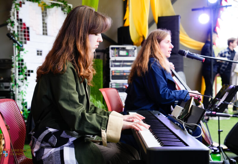 &laquo;Бути разом&nbsp;&mdash; це&nbsp;наш духовний ресурс&raquo;&nbsp;&mdash; владика Максим Рябуха про спільне святкування Великодня в&nbsp;Донецькому екзархаті