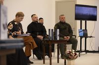 «Я піду туди, куди ніхто не хоче»: в Києві відбулася презентація книжки про в'язничне капеланство священників УГКЦ