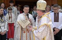 Від Зарваниці до&nbsp;Тернополя, Івано-Франківська та&nbsp;Коломиї: владики Синоду Єпископів УГКЦ молилися разом із&nbsp;парафіяльними громадами