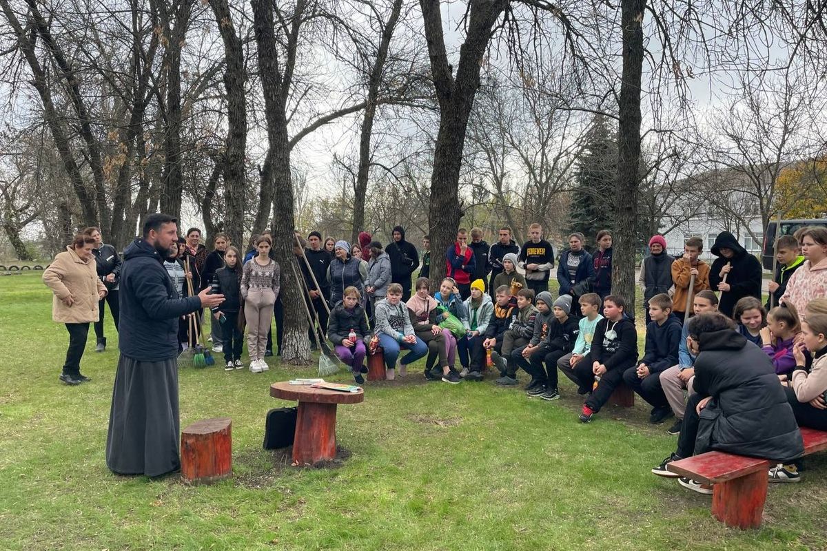 Тривають екологічні місії в Донецькому екзархаті