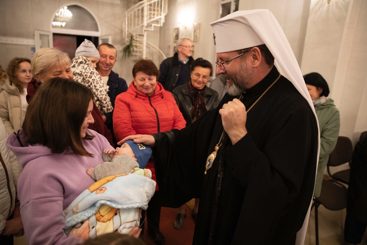 «Мама — це джерело надії», — Блаженніший Святослав привітав українських матерів