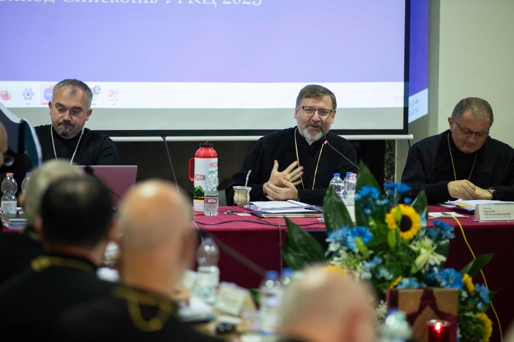 Психологічна напруга, ізоляція, гнів і потреба у сенсі: на Синоді обговорили ментальний стан українських родин у час війни