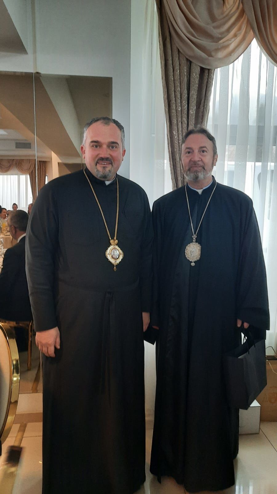 Владика Андрій Хім’як представив УГКЦ на інтронізації Глави Румунської Греко-Католицької Церкви Владика Андрій Хім’як представив УГКЦ на інтронізації Глави Румунської Греко-Католицької Церкви