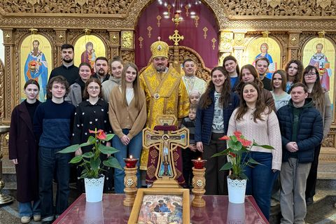 Владика Андрій Хім’як провів великопосні реколекції для Київського осередку «Обнови»