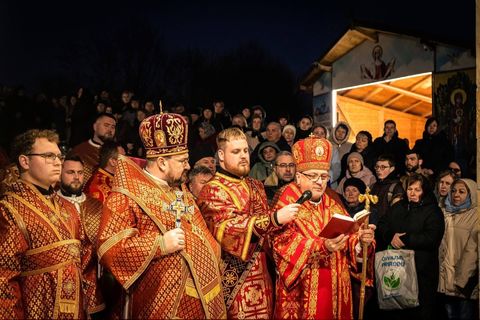 У Товмачику відбулися проща та молитовні чування за участю військових, волонтерів і родин загиблих захисників