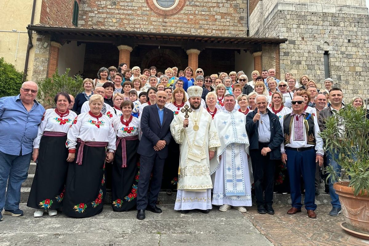 Bishop Mykola Cardinal Bychok presided over a hierarchical divine liturgy for Ukrainians in Siena