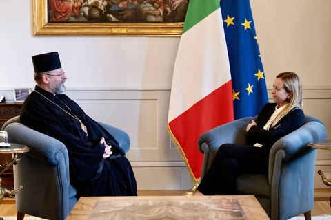 Head of UGCC Meets with Prime Minister of Italy
