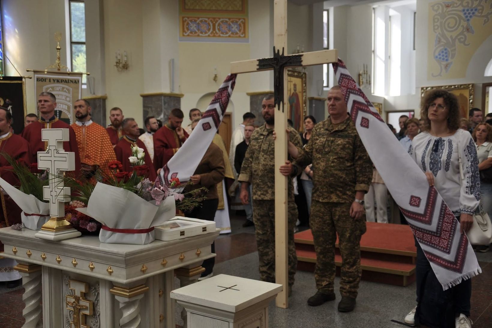 У Зарваниці відбулося Всеукраїнське військове паломництво У Зарваниці відбулося Всеукраїнське військове паломництво