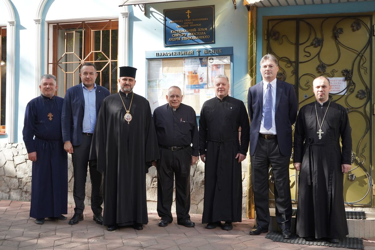 Одеський екзарх зустрівся з Генеральним секретарем Католицької міграційної комісії