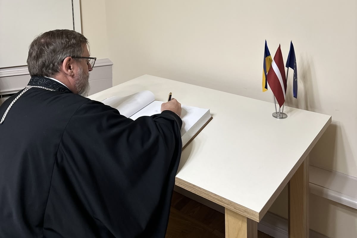 Глава УГКЦ відвідав посольство України в&nbsp;Латвії
