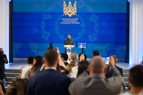 «Дякую капеланам і духовенству, яке стоїть із державою пліч-о-пліч», — Президент України