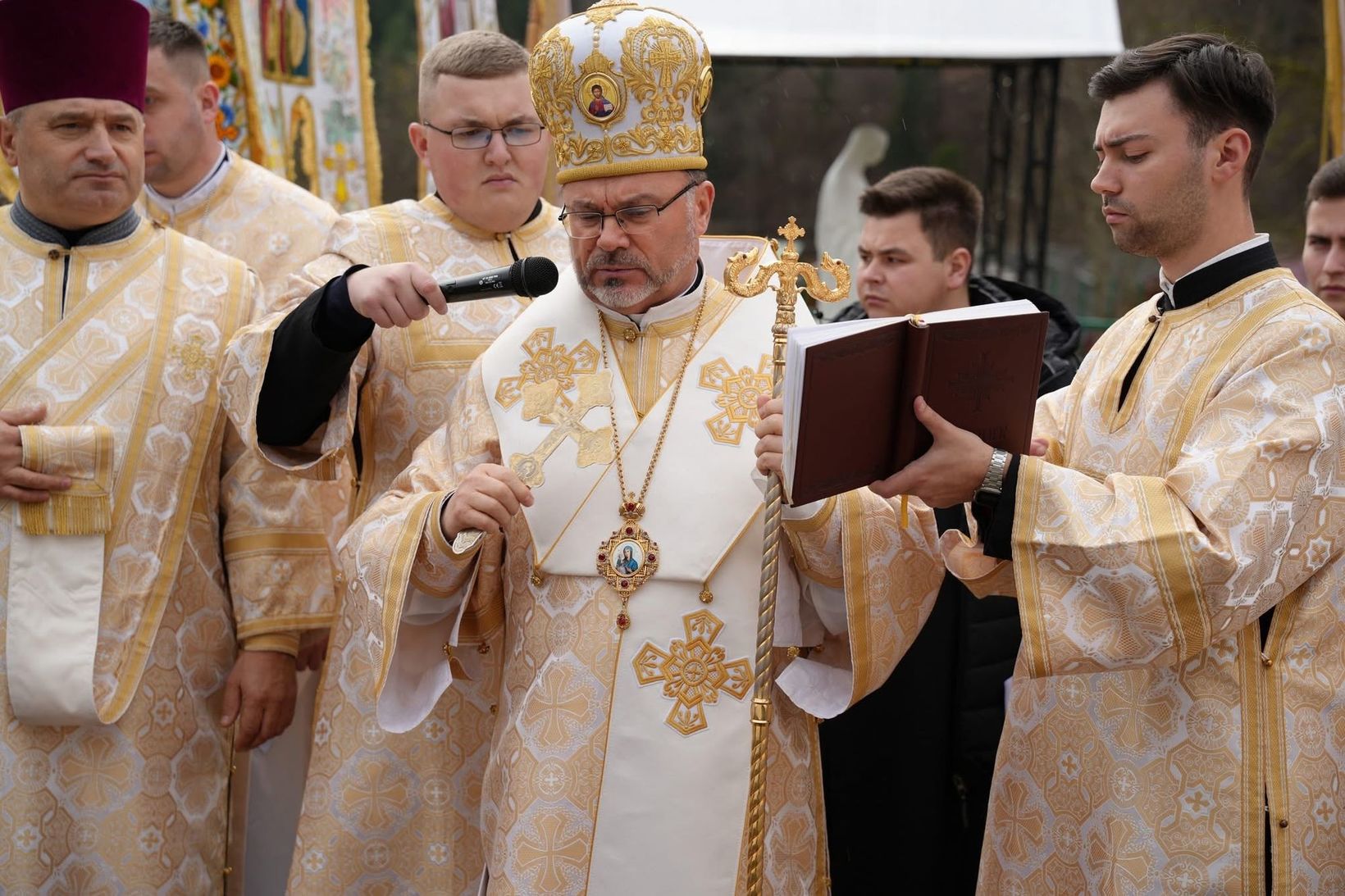 Владика Ярослав Приріз освятив відреставрований дерев’яний храм, збудований 1663 року