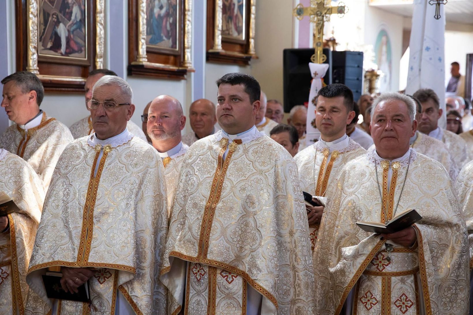 Загинув у&nbsp;33&nbsp;роки, закликавши прощати ворогів: на&nbsp;Львівщині розпочали процес беатифікації отця Станіслава Сярока