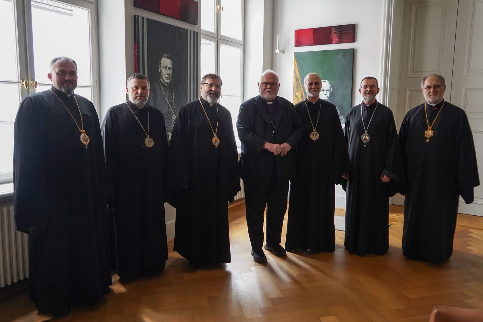 Єпископи Постійного Синоду УГКЦ з архиєпископом Мюнхена і Фрайзинга кардиналом Рейнхардом Марксом