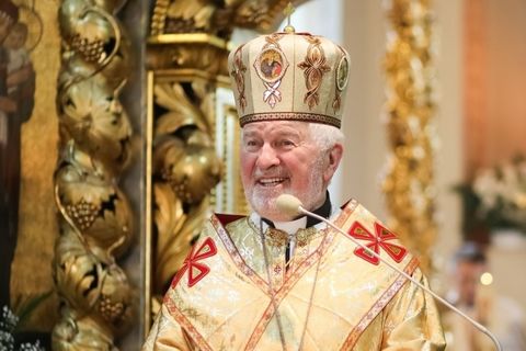 Блаженніший Святослав привітав єпископа-емерита Петра Крика із 55-річчям священства