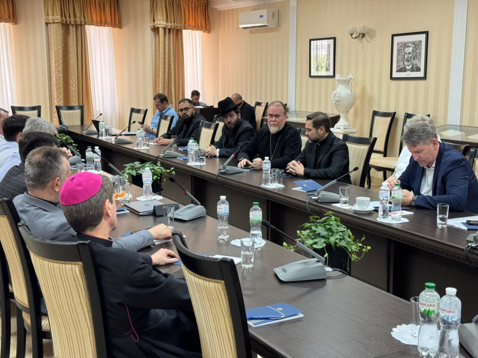 ВРЦіРО підбила підсумки роботи за&nbsp;перше півріччя і&nbsp;визначила наступного Головуючого у&nbsp;Раді