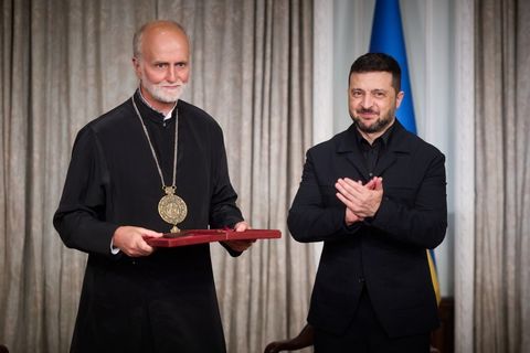Президент України вручив митрополиту Борисові Ґудзяку орден «За заслуги» І ступеня