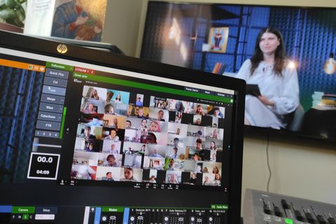 Катехитична онлайн-школа «Промінь світла» розпочала новий навчальний рік: до навчання долучаються діти з України та з-за кордону