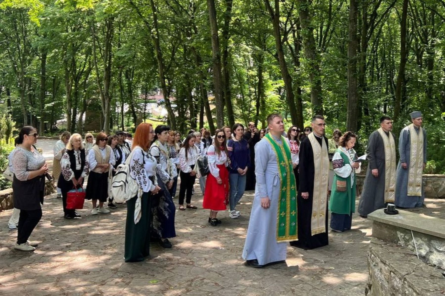 Дружини священників Тернопільсько-Зборівської архиєпархії здійснили пішу прощу до Зарваниці