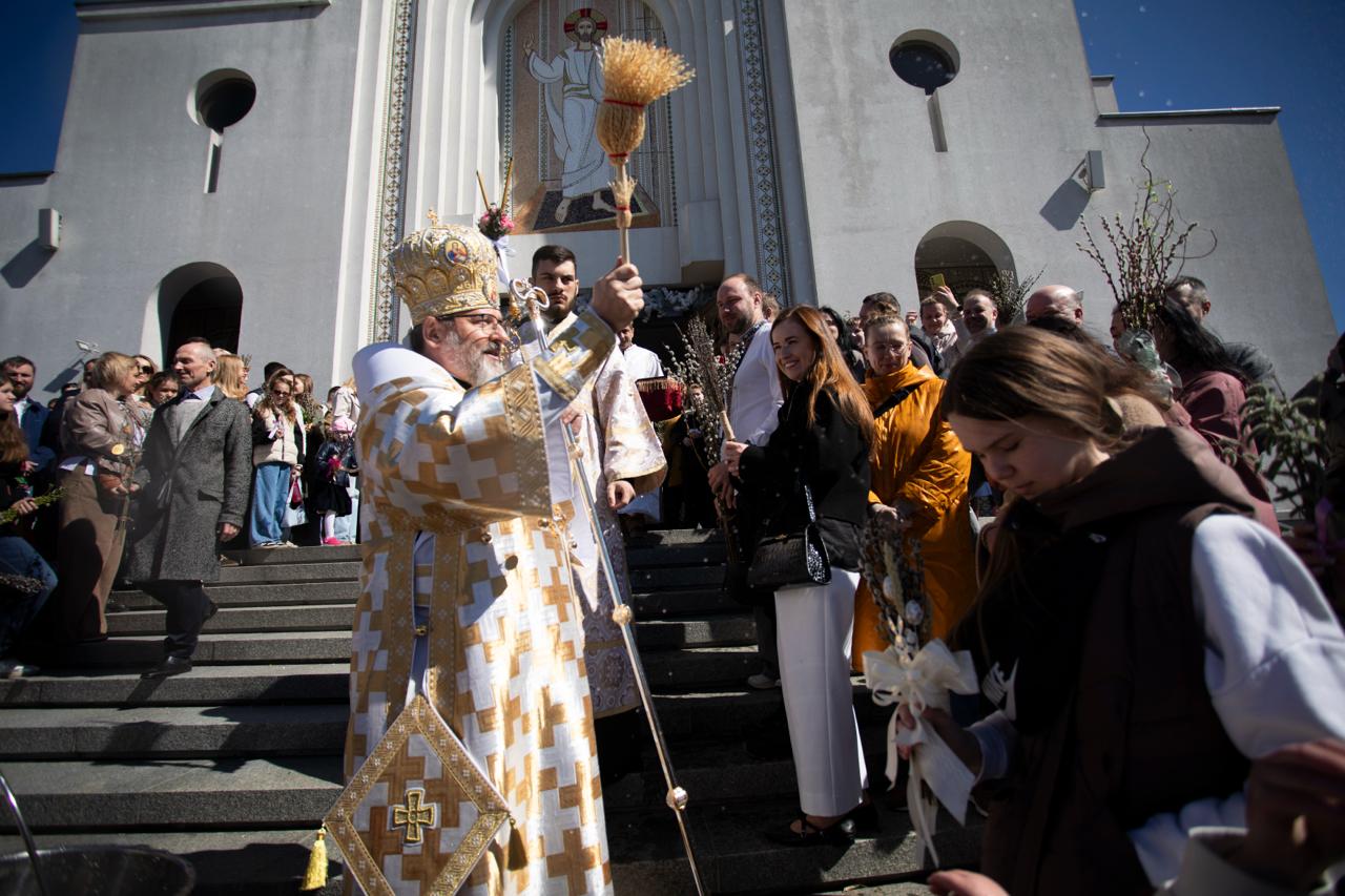 &laquo;Немає іншого Спасителя, як&nbsp;тільки Ісус Христос. У&nbsp;ньому&nbsp;&mdash; твоє життя і&nbsp;Воскресіння&raquo;,&nbsp;&mdash; Глава УГКЦ у&nbsp;Вербну неділю