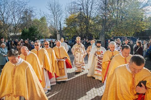 Єпископ Мілан Стіпіч з Хорватії відвідав Україну з гуманітарною допомогою