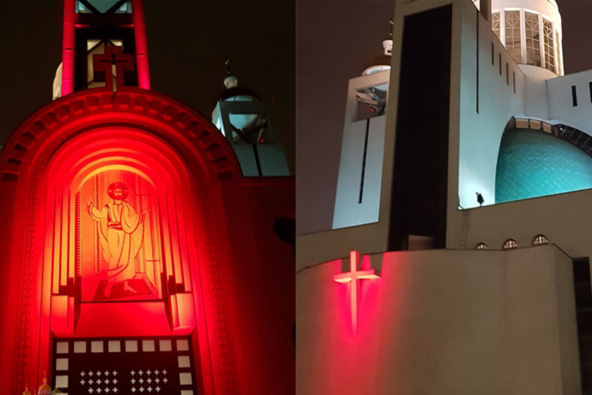 Патріарший собор у Києві в рамках всесвітньої кампанії #RedWeek підсвітили червоним кольором