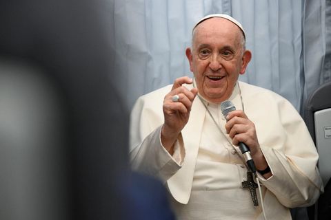 Папа Франциск: Не треба гратися з мучеництвом українського народу