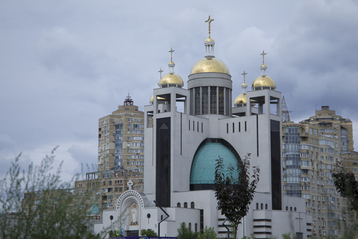 Російський дрон пошкодив Патріарший собор Воскресіння Христового в Києві
