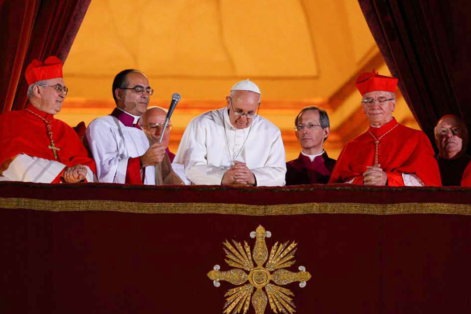 Сьогодні — десята річниця обрання Папи Франциска. Як це було?