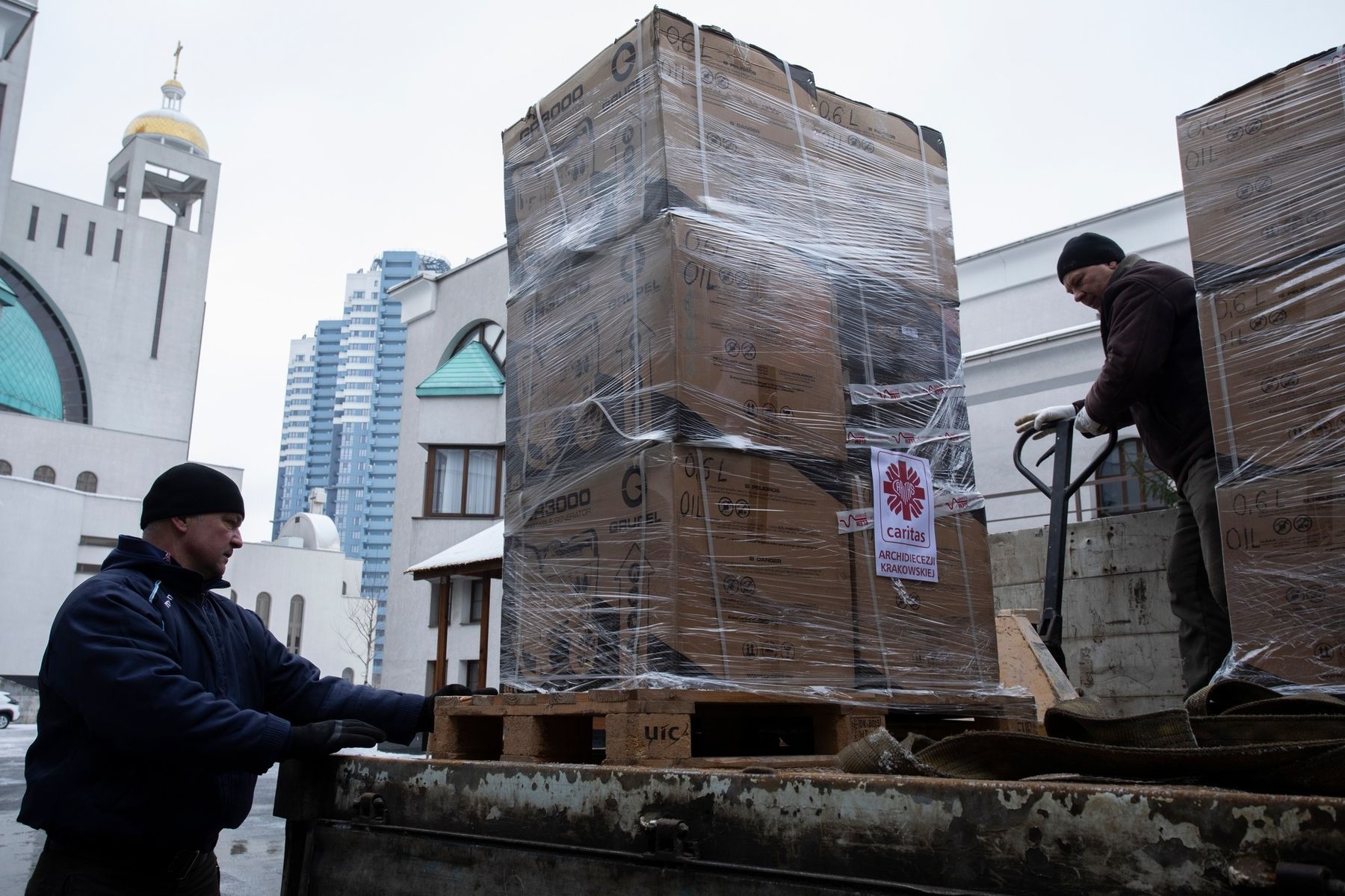 До Києва прибула перша партія допомоги від &laquo;Карітасу&raquo; архидієцезії Кракова