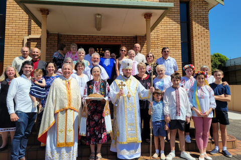 Владика Микола Бичок відвідав парафію Святого Володимира у Вулонгонг, Австралія